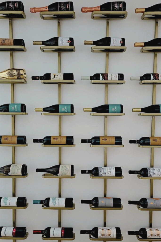 Garrafeira_Materialls